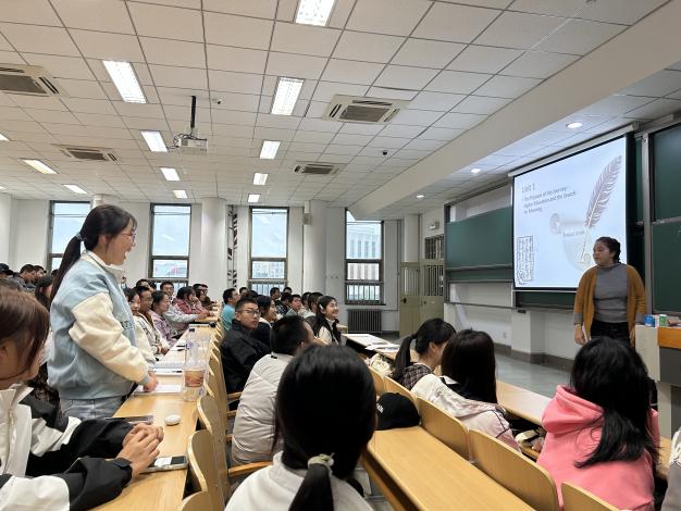 学校精心打造大学英语“外教特色课堂”，助力高素质国际化人才培养