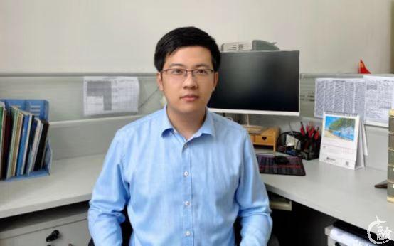 钱俊泽照片1.jpg 钱俊泽照片1.jpg