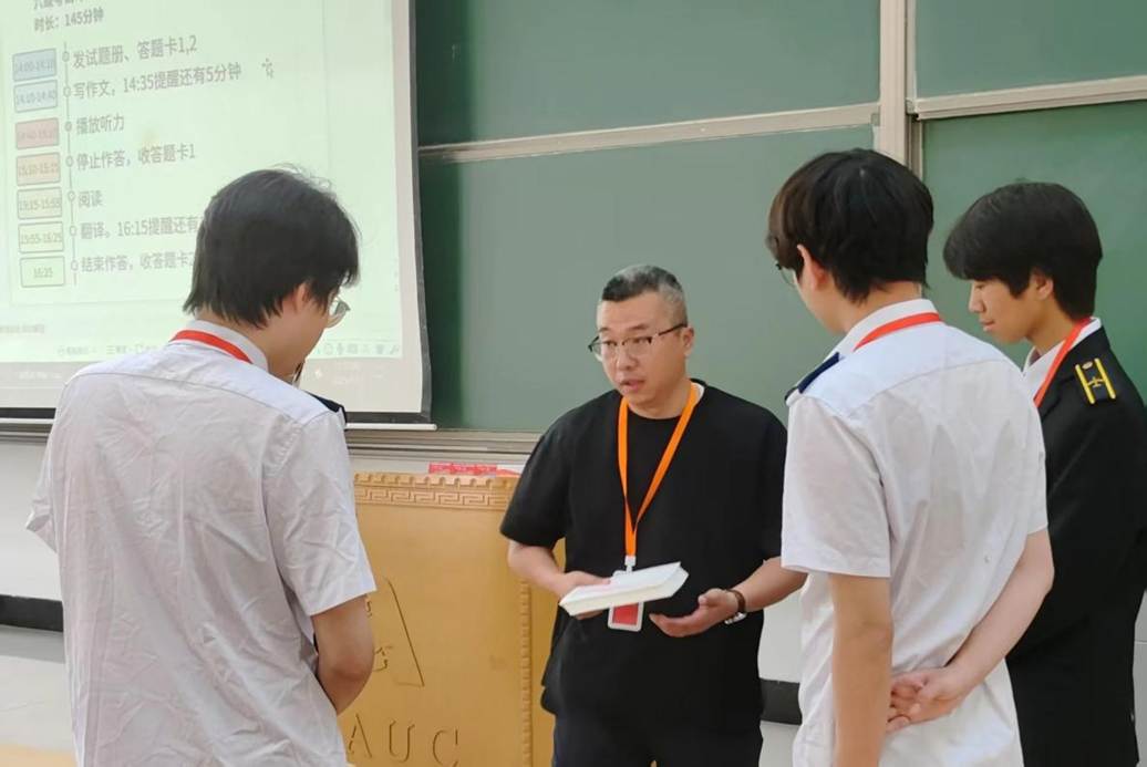 8d238bfc0e39a03a2a9fb3491eb8b9c9