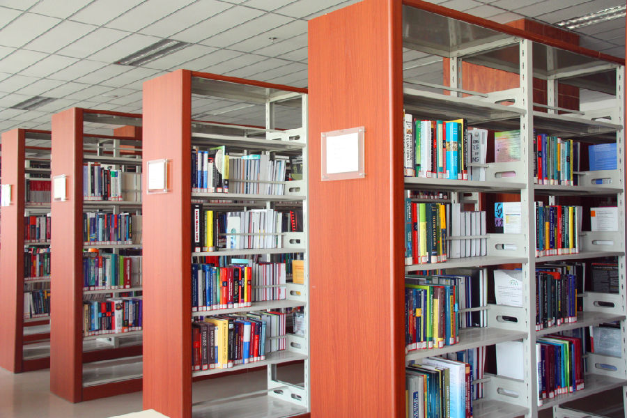 图17 外文原版书 _副本.jpg