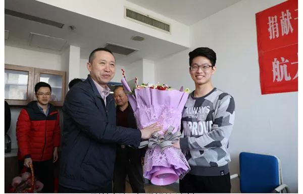 献血1.jpg 献血1.jpg