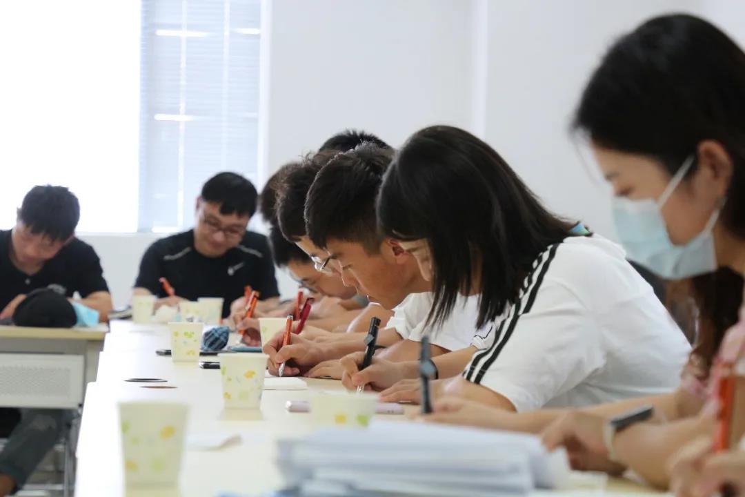 微信图片_20201004172357.jpg 微信图片_20201004172357.jpg